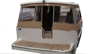 fermeture de cockpit pour bateau à moteur 1