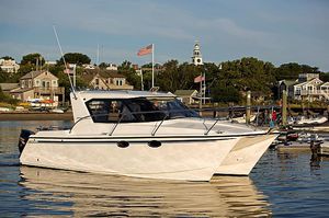 cabin-cruiser catamaran