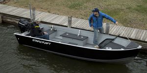 bateau utilitaire