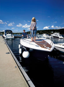 pare-battage pour bateau