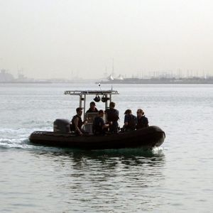 bateau de surveillance 1