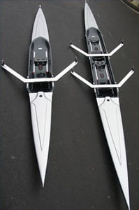 bateau d'aviron de course