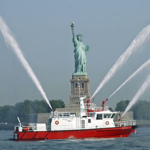 navire pompier 1