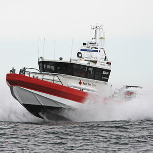 bateau de surveillance 1