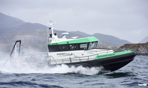 bateau de travail