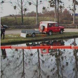 barrage antipollution / flottant / pour port / pour rivière
