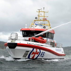 bateau de recherche et sauvetage 1