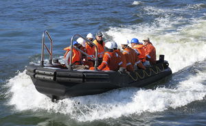 bateau de travail