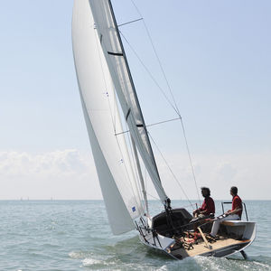 monocoque / de croisière / cockpit ouvert / en bois