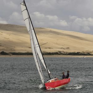 monocoque / dayboat / cockpit ouvert / en bois