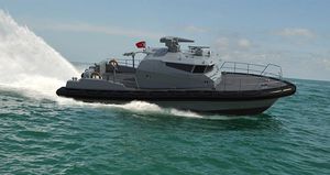bateau de surveillance