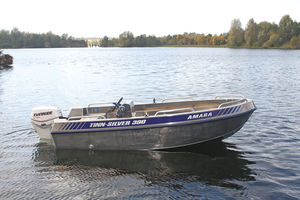 barque hors-bord