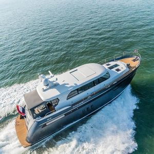 motor-yacht de croisière 1