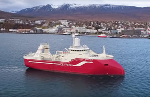 navire de pêche professionnelle chalutier