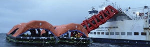 toboggan d'évacuation maritime pour navire