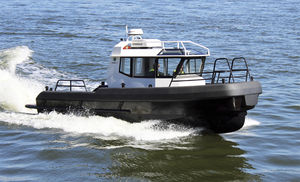 bateau de service
