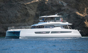 motor-yacht catamaran à moteur