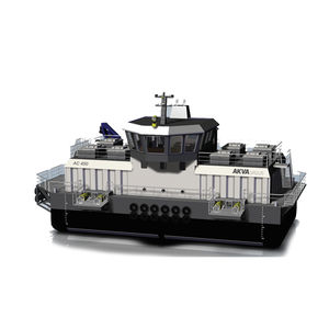 navire pour l'aquaculture feeder