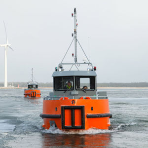 bateau professionnel remorqueur / in-bord / en aluminium