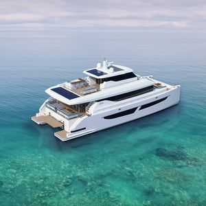motor-yacht catamaran