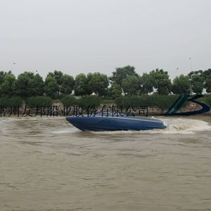 runabout hors-bord