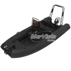 bateau pneumatique hors-bord 1