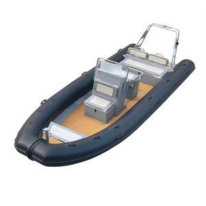 bateau pneumatique hors-bord 1