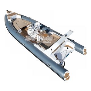 bateau pneumatique hors-bord