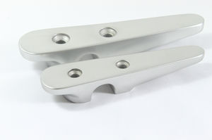 taquet de pont pour bateau