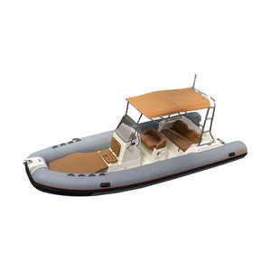 bateau pneumatique hors-bord