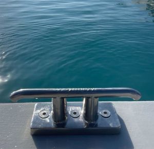 taquet d'amarrage pour yacht