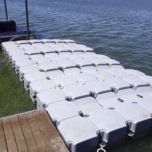 ponton flottant