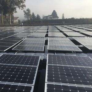 plateforme pour ferme solaire photovoltaïque