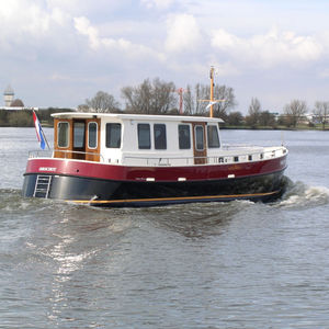 vedette in-bord