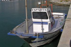 bateau auxiliaire de pêche