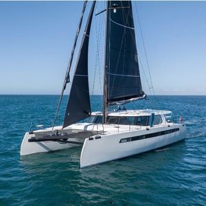 sailing-yacht catamaran 1