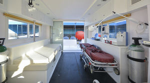 bateau ambulance