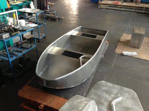 bay boat hors-bord