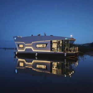 bateau maison multicoque