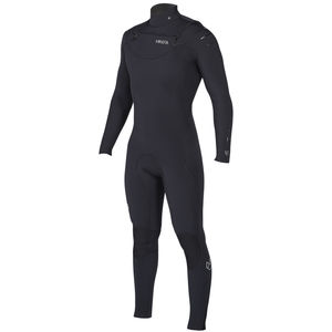 combinaison en néoprène de kitesurf