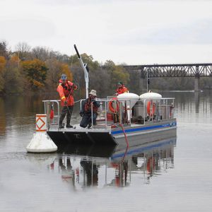 barge de travail