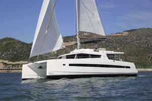 sailing-yacht de croisière