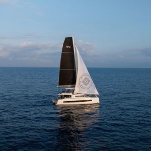 sailing-yacht catamaran 1
