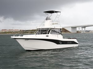 cabin-cruiser hors-bord