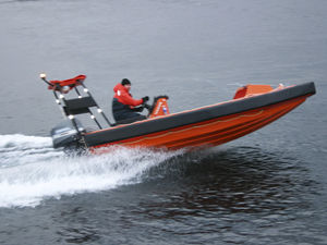 bateau de travail