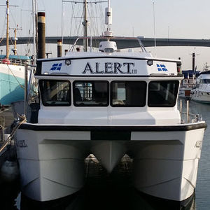 bateau de pêche professionnelle