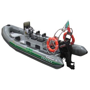 bateau de surveillance 1