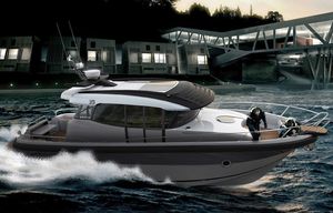 vedette in-bord / diesel / bimoteur / avec timonerie