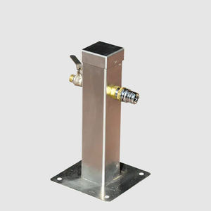 borne de distribution d'eau