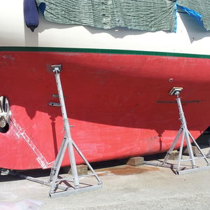 pieds de mise sur cale pour bateaux